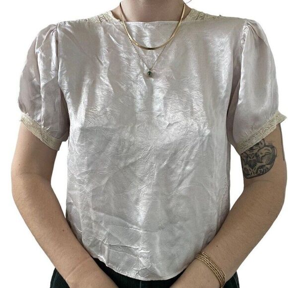 Vintage 60s Womens Pale Pink Silk Lace Open Back Crop Top Valentines Day Blouse - Picture 6 of 6
